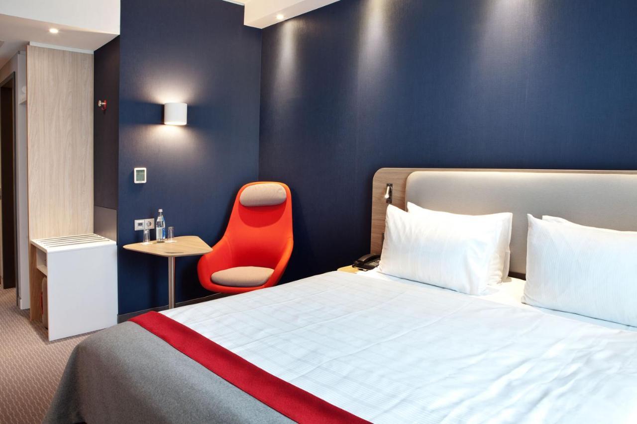 Holiday Inn Express Oberhausen By Ihg Exterior photo
