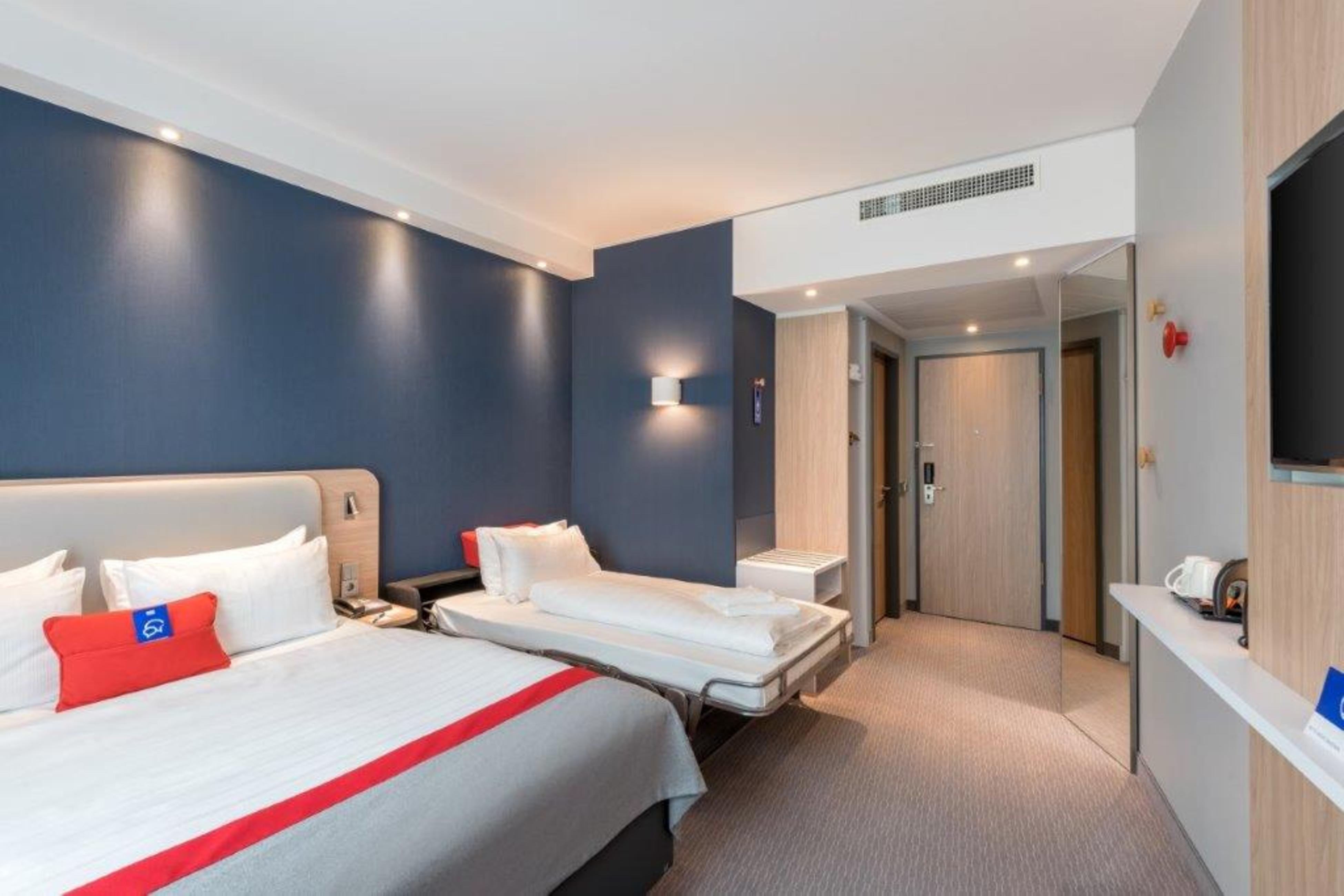 Holiday Inn Express Oberhausen By Ihg Exterior photo